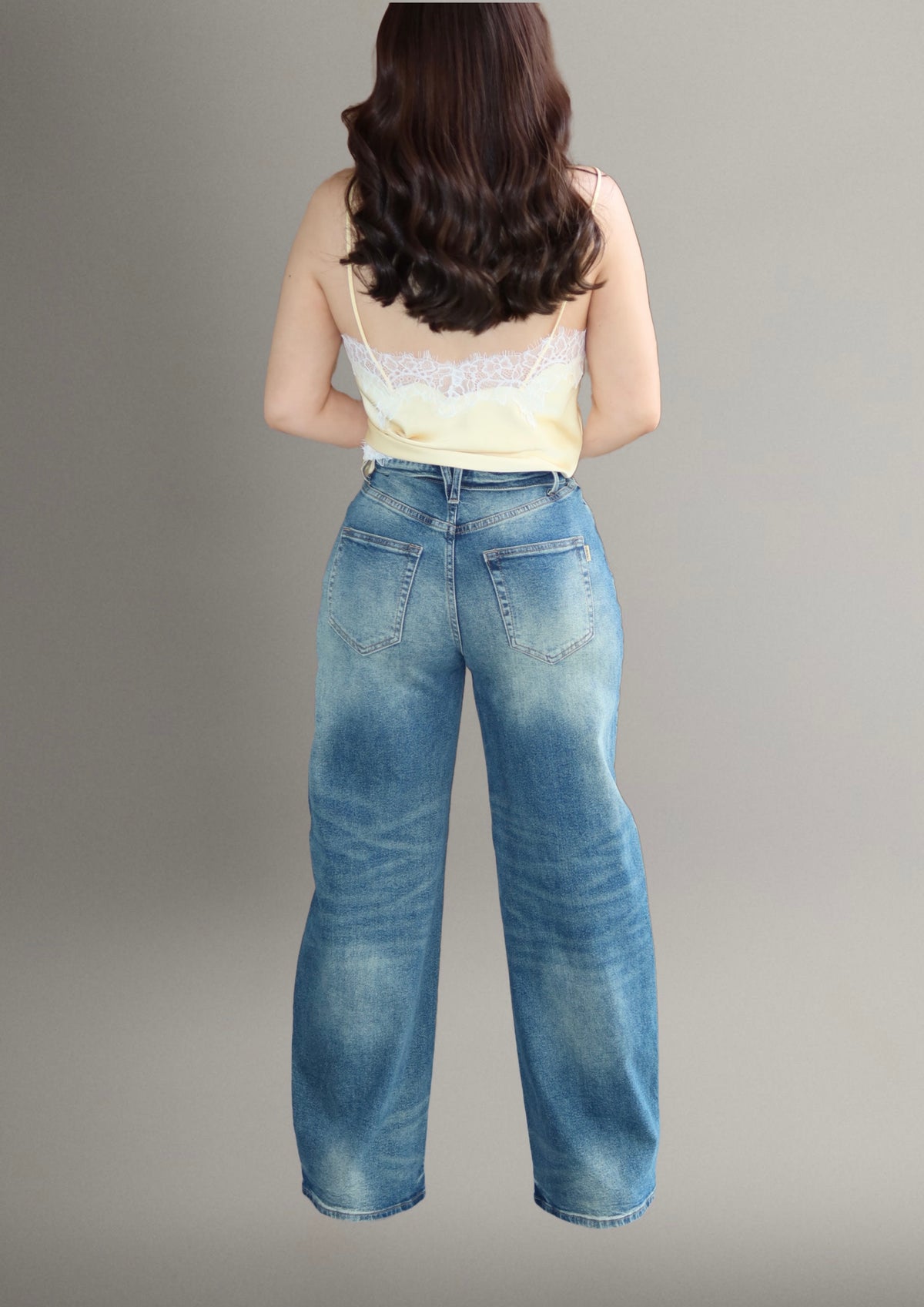PRETINA FOLD